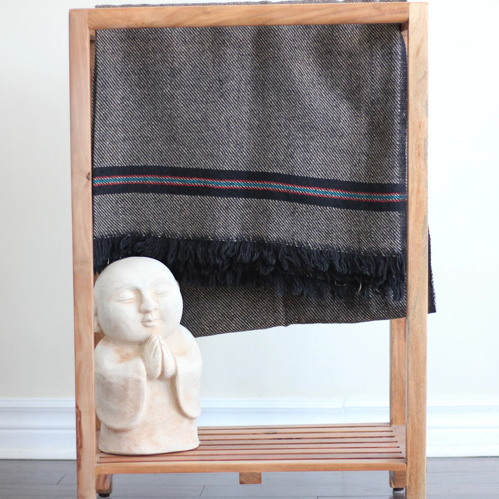 Handwoven Woolen Throw cum Blanket Rustic Cottage Charm Brown Black 38x72