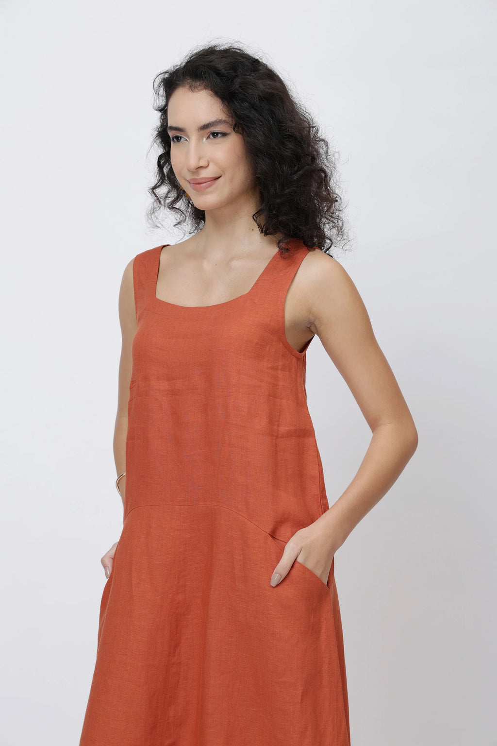Sleeveless Scoop Neck European Linen Shift Dress