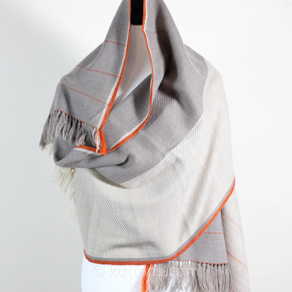 Handwoven Merino Himalayan Wool Stole Naturally Dyed Wrap with Tea Tesu Flowers and Harada Cream Gray 21x80