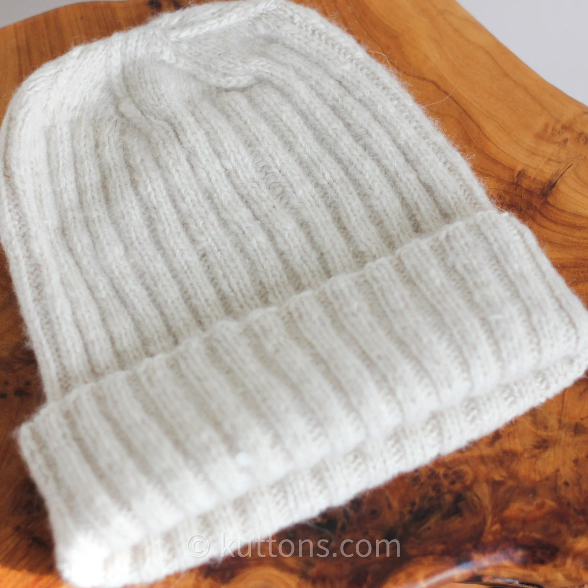 100 Pashmina Cashmere Hat Handspun Handknit Beanie from Ladakh Himalayas Cream