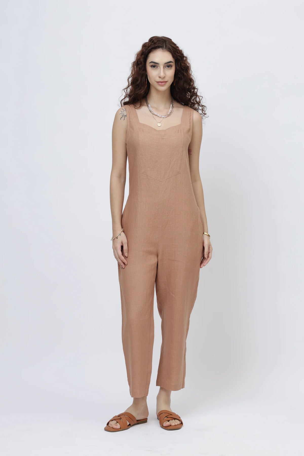 Modern Tailored Linen Jumpsuit A Perfect Travel Companion