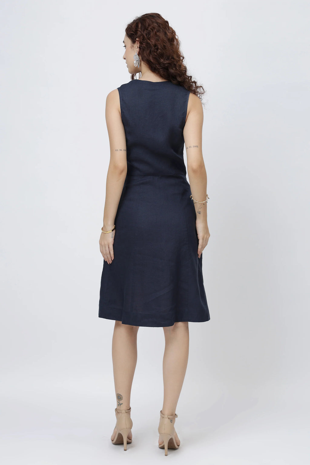 Elegant Sleeveless Linen Dress Tailored V Neck Button Down Dress in Premium European Linen