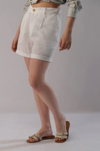 The Tailored Linen Short Effortless Summer Essential