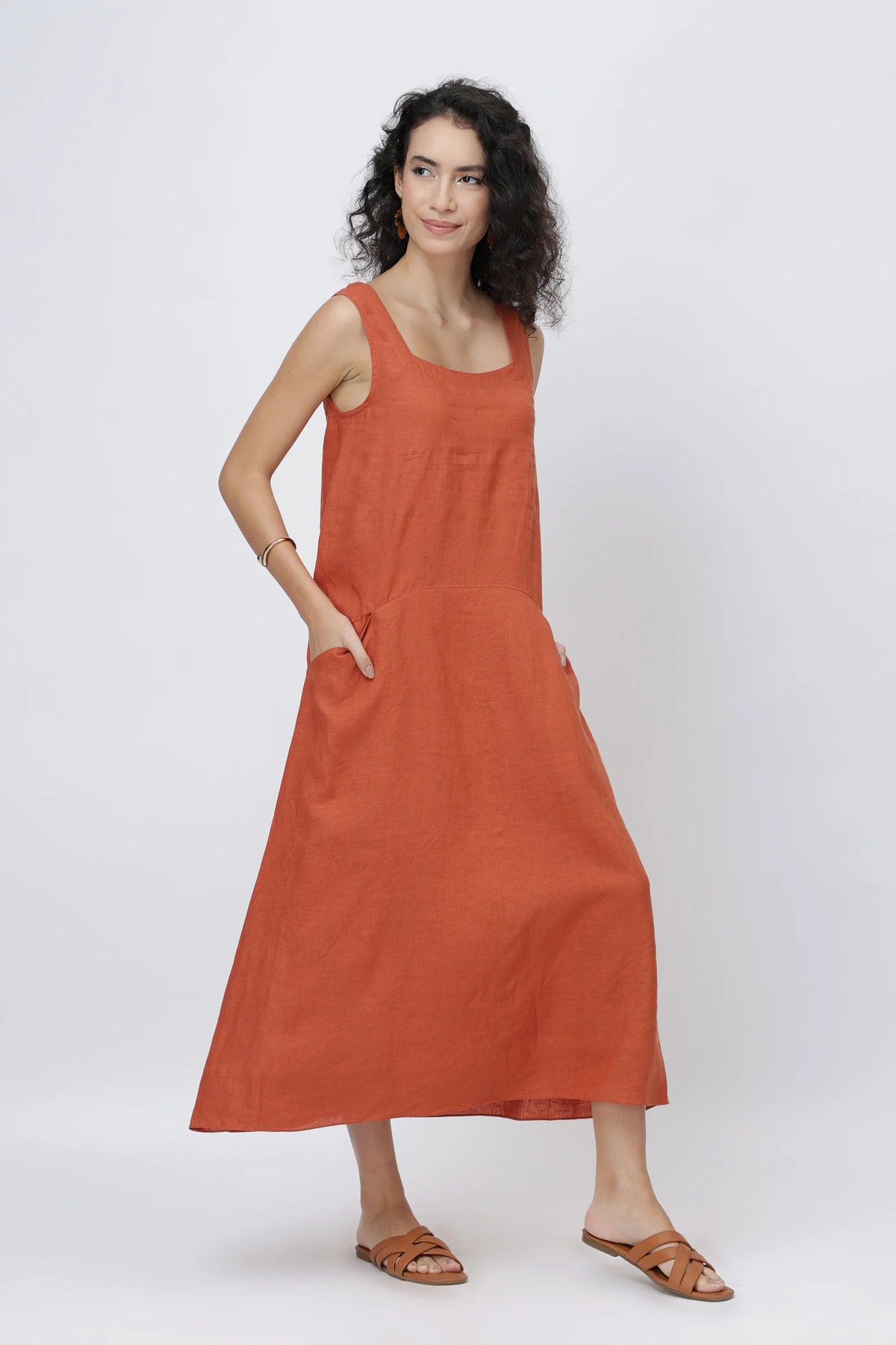 Sleeveless Scoop Neck European Linen Shift Dress