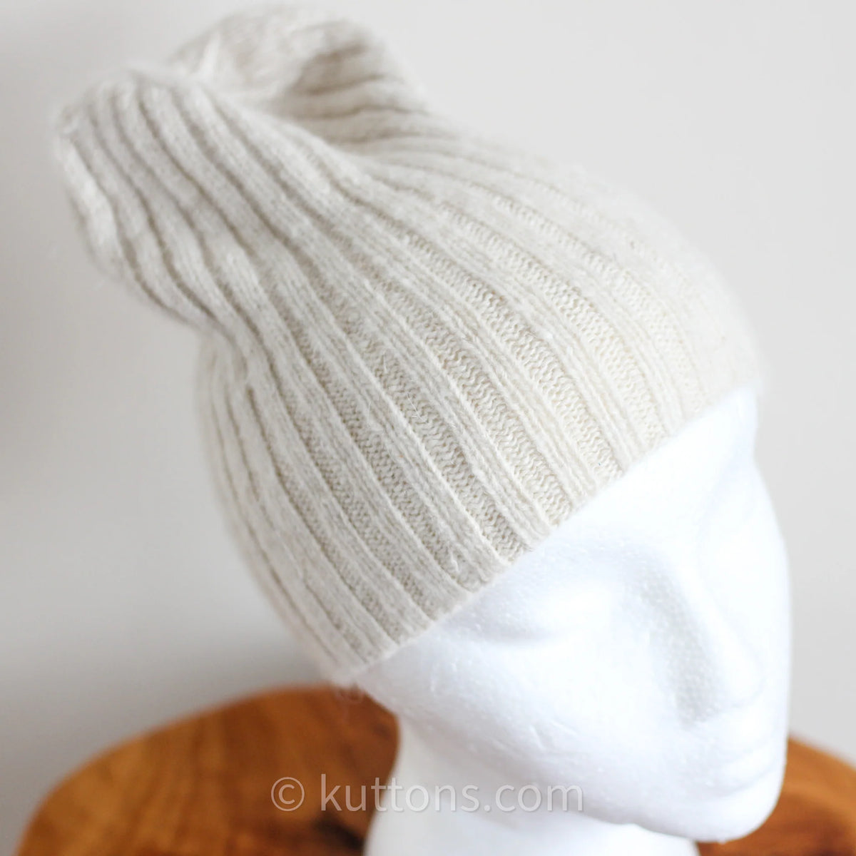 100 Pashmina Cashmere Hat Handspun Handknit Beanie from Ladakh Himalayas Cream