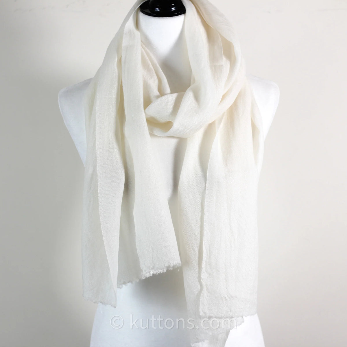 Soft Featherweight 100 Cashmere Scarf Handspun Pashmina Stole from Ladakh Himalayas Cream 15x70