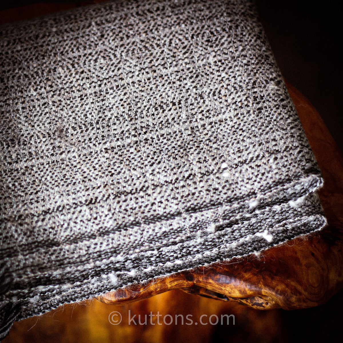 Himalayan Sheep Wool Scarf Handspun Handwoven in Ladakh Black White 145x67