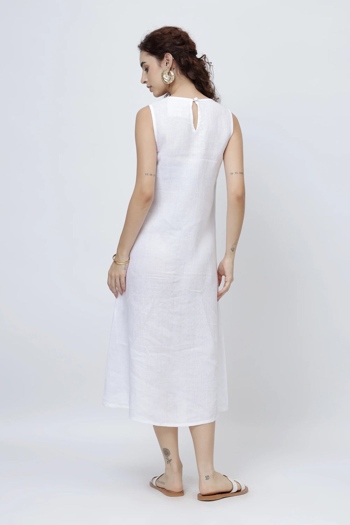 Effortless Linen Shift Midi Dress with High Low Hem