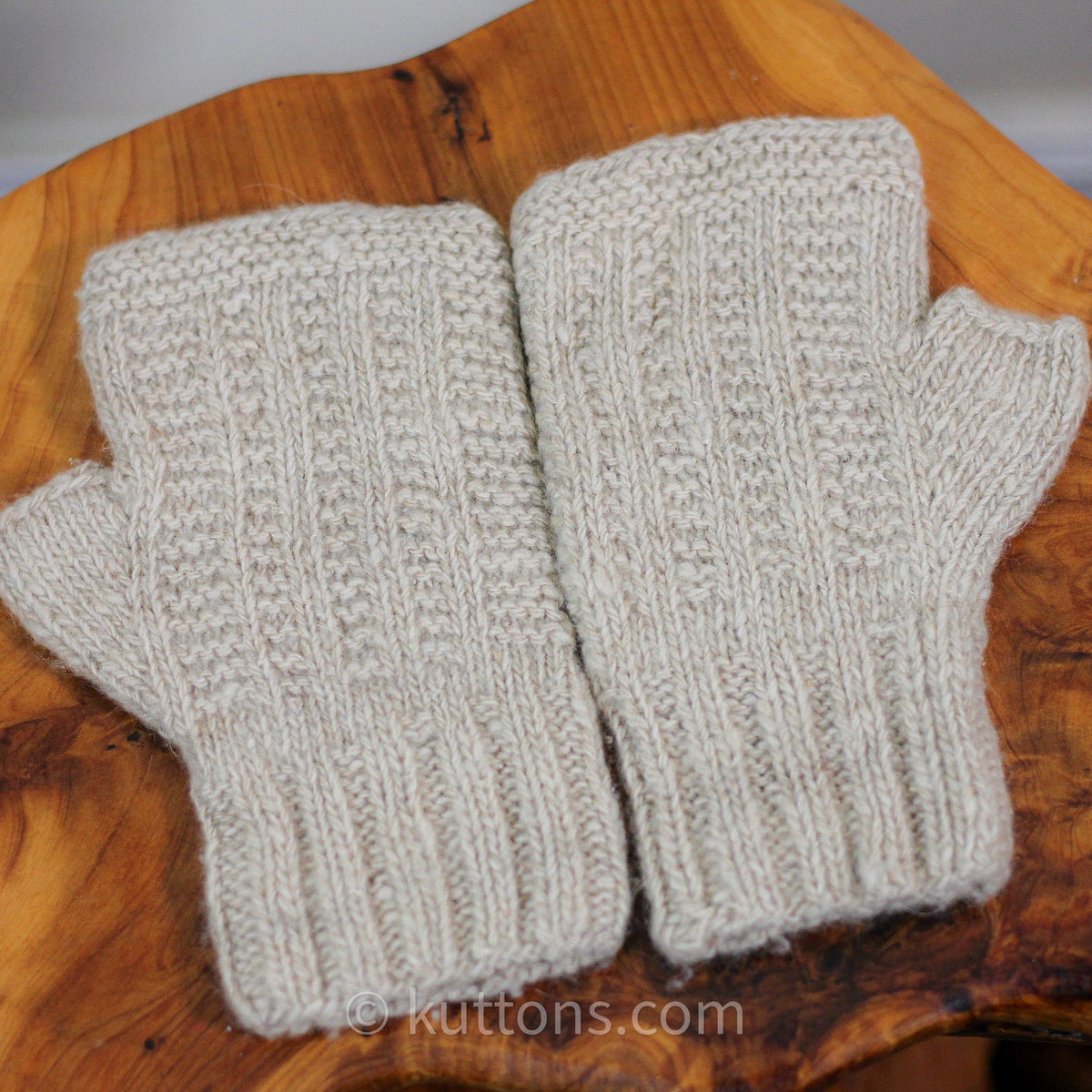 Pashmina Cashmere Fingerless Gloves Handknit Wristlets Half Gloves from Ladakh Himalayas Cream