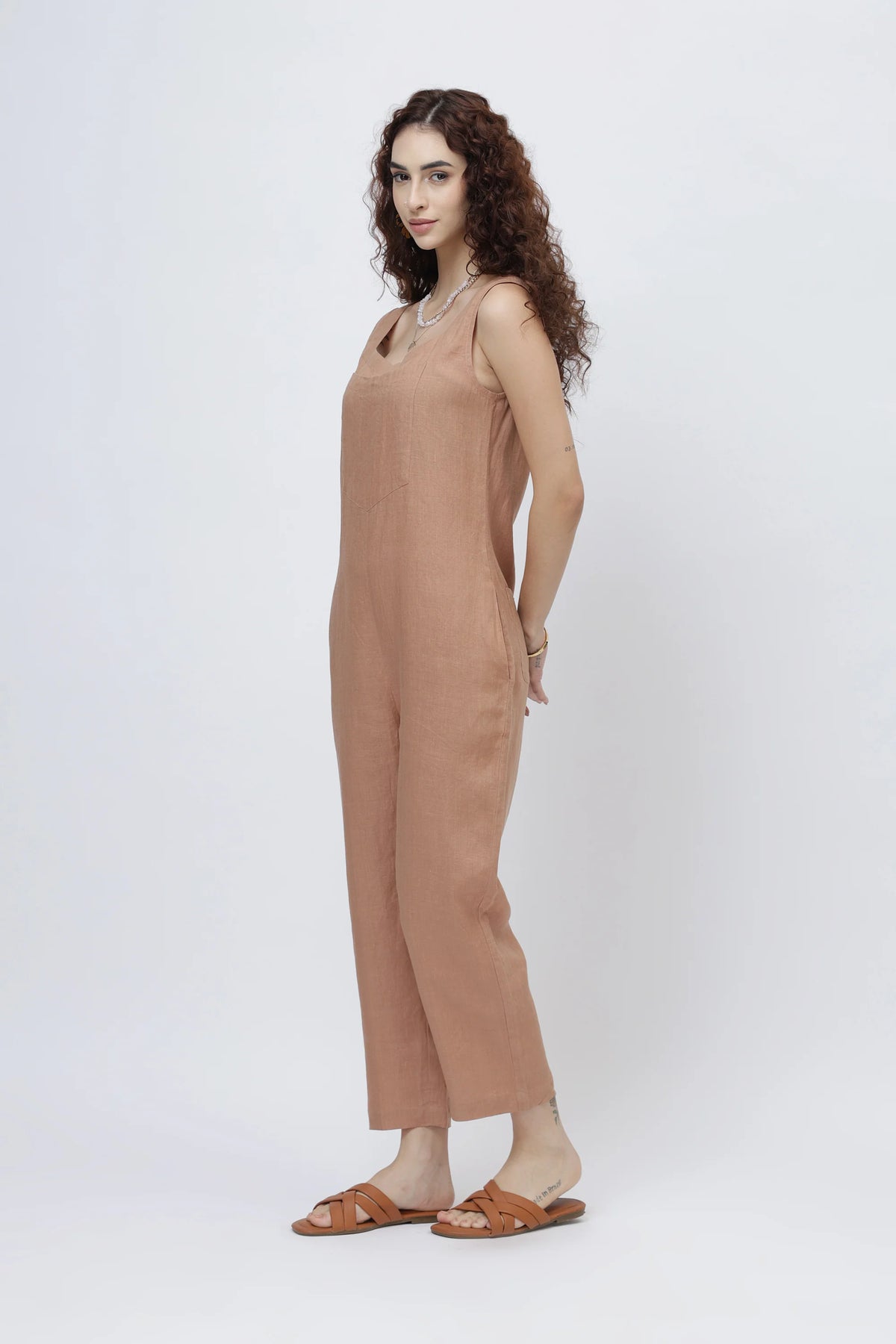 Modern Tailored Linen Jumpsuit A Perfect Travel Companion