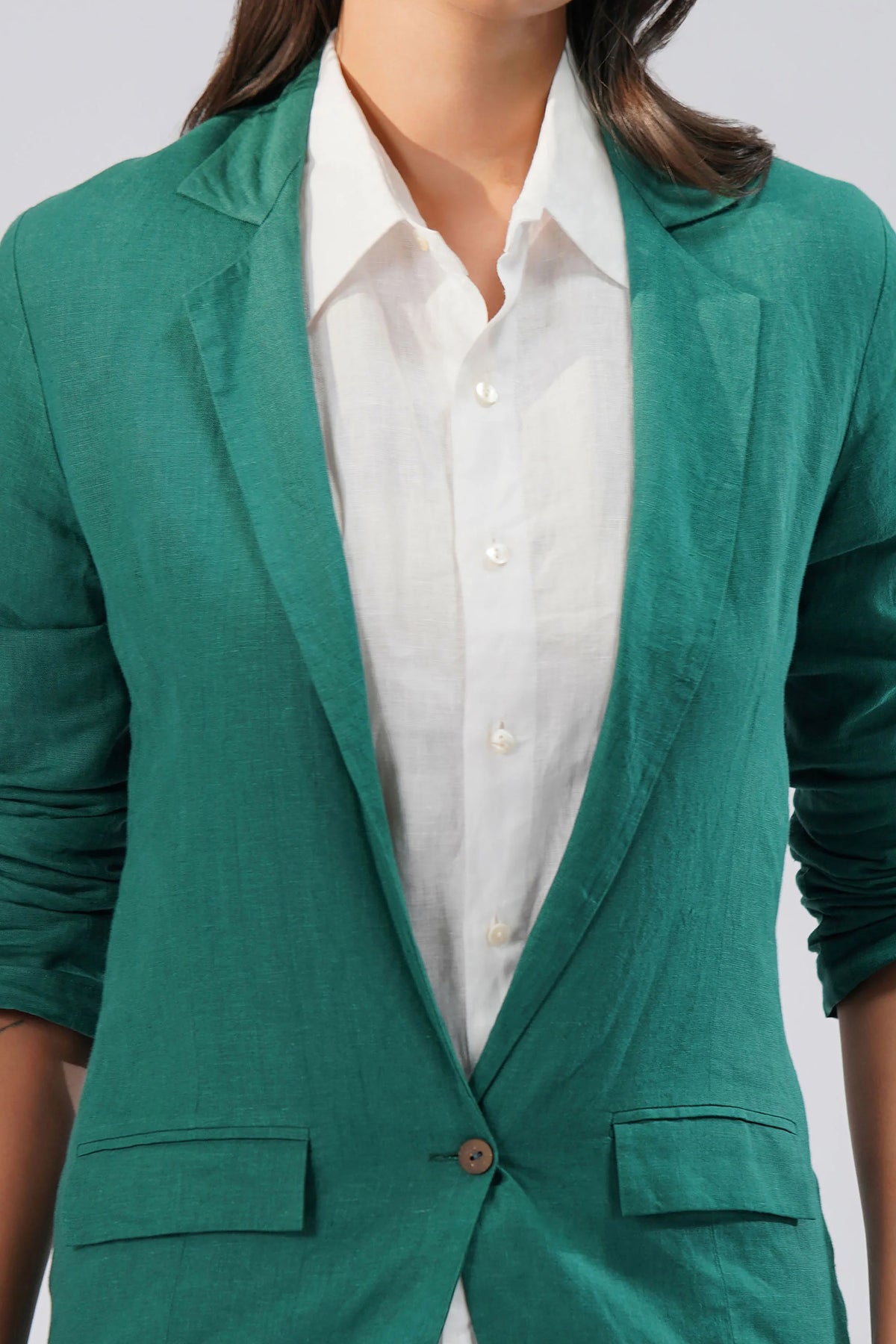The Verde Tailored Linen Blazer Relaxed Fit European Linen Blazer for Effortless Layering