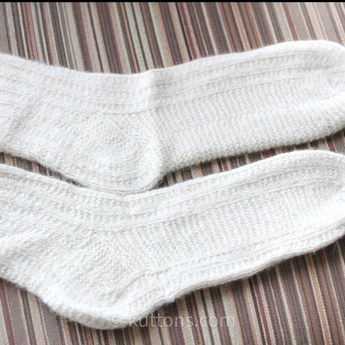 Womens Cashmere Socks Softest 100 Pure Pashmina Cashmere Indoor Bed Socks from Ladakh Himalayas Handspun Handknit Cashmere Wool Milk White L XL