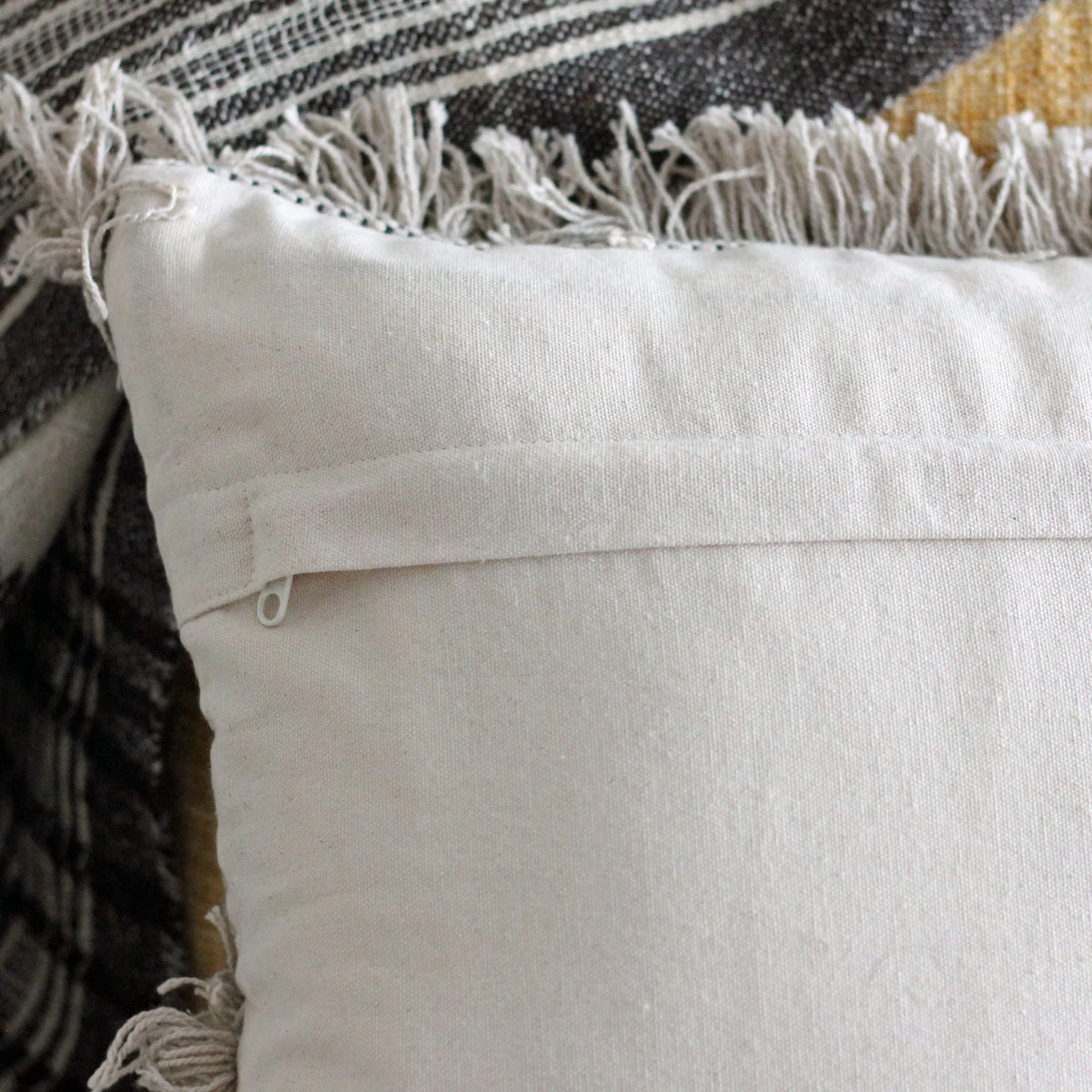 Hand Woven Boho Cotton Throw Pillow Cover Tufted Decorative Cushion Black White 18x18